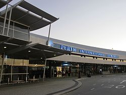 Perth_Intl_front_side_on_2015.jpg